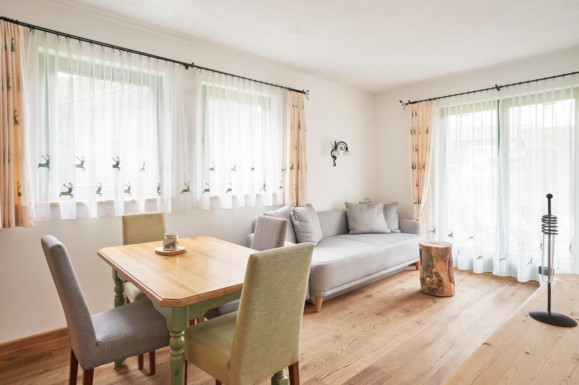 Rosamunde Apartments Лойташ Стая снимка