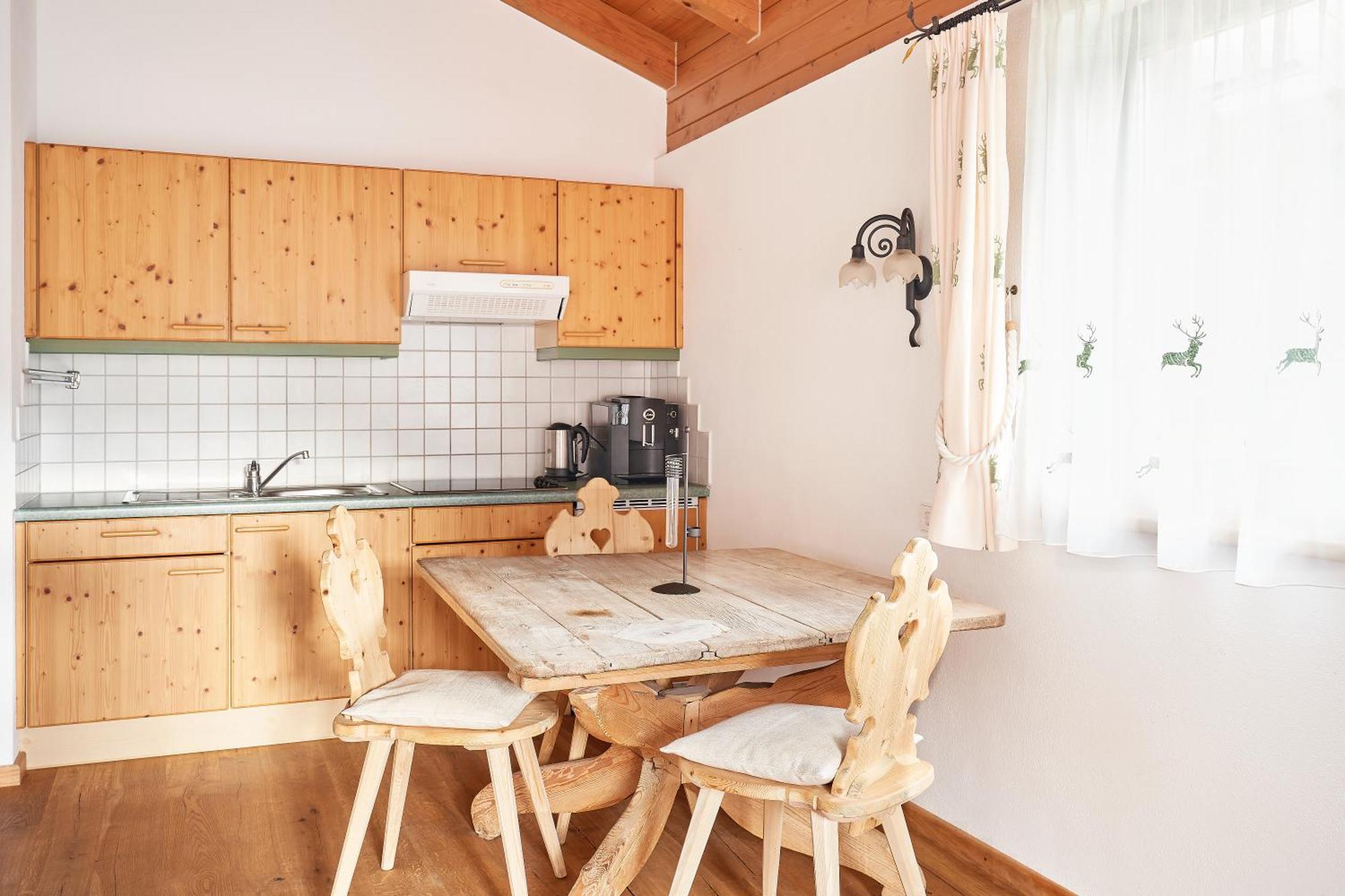 Rosamunde Apartments Лойташ Стая снимка