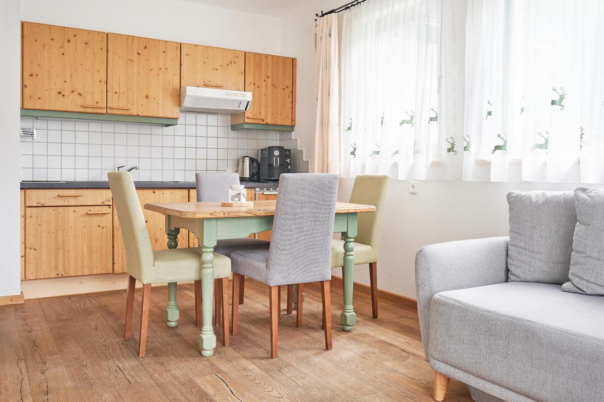 Rosamunde Apartments Лойташ Стая снимка